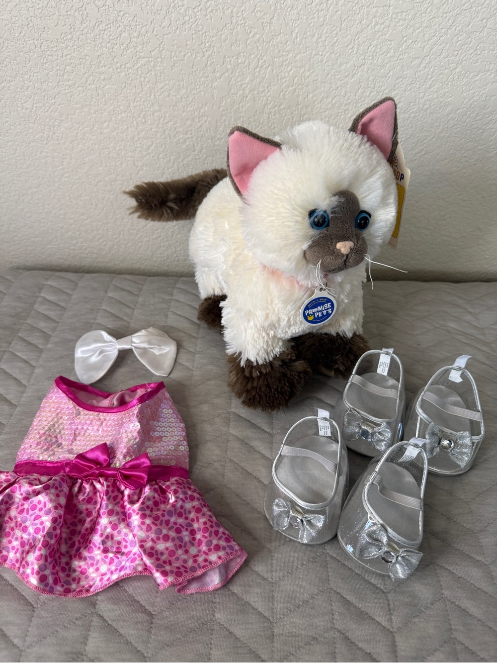 Plush Ragdoll Siamese Cat Toy with Pink Outfit & Silver Shoes Build A Bear Cute